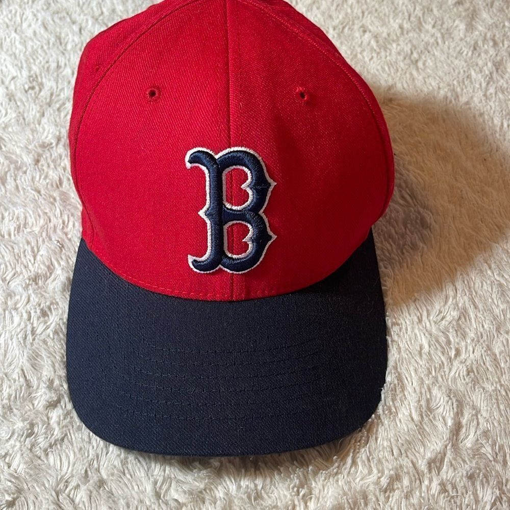 47. Brandon, Boston Red Sox fitted hat, size medium – large